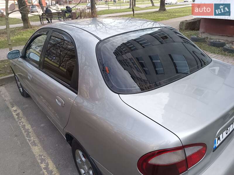 Седан Daewoo Sens 2004 в Тлумаче