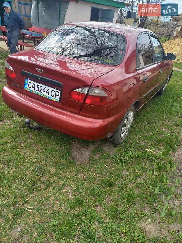 Седан Daewoo Sens 2006 в Умані