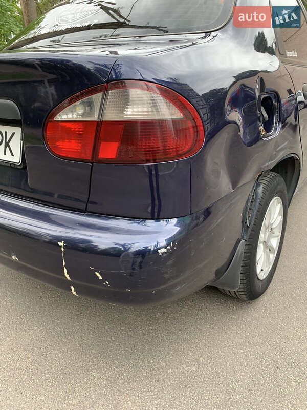 Седан Daewoo Sens 2004 в Дніпрі