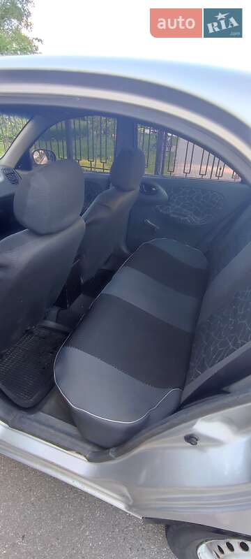 Седан Daewoo Sens 2002 в Киеве