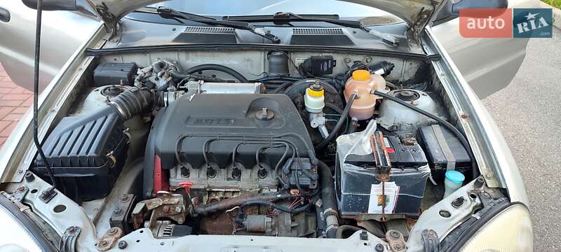 Седан Daewoo Sens 2002 в Киеве
