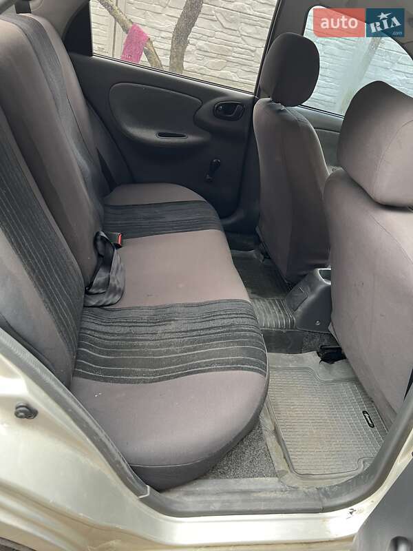 Седан Daewoo Sens 2006 в Харькове