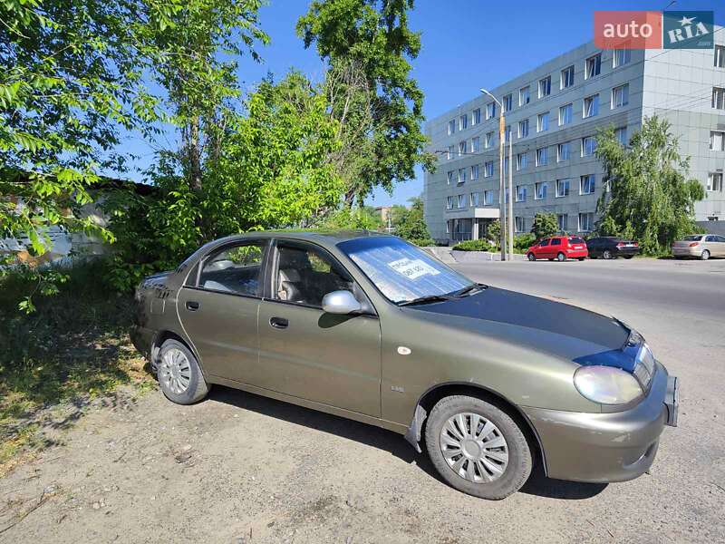 Седан Daewoo Sens 2004 в Днепре