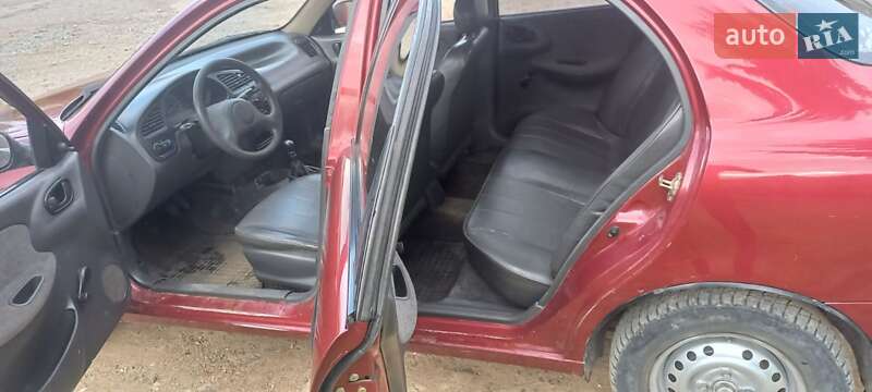 Седан Daewoo Sens 2004 в Виноградові