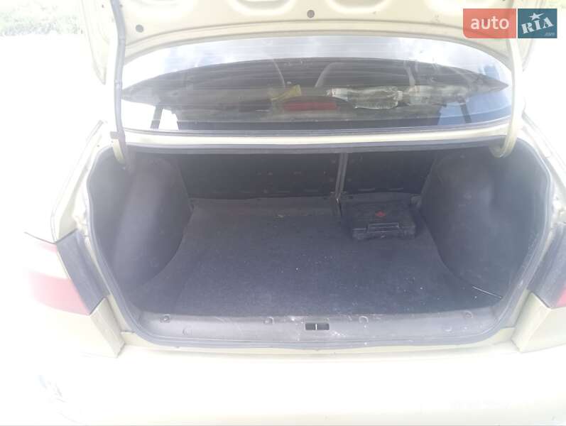 Седан Daewoo Sens 2006 в Перечині