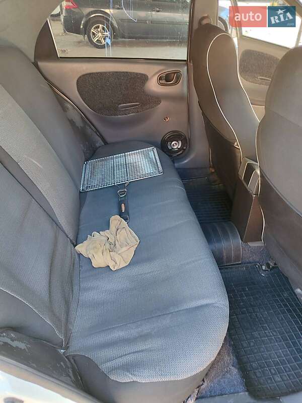 Седан Daewoo Sens 2006 в Днепре