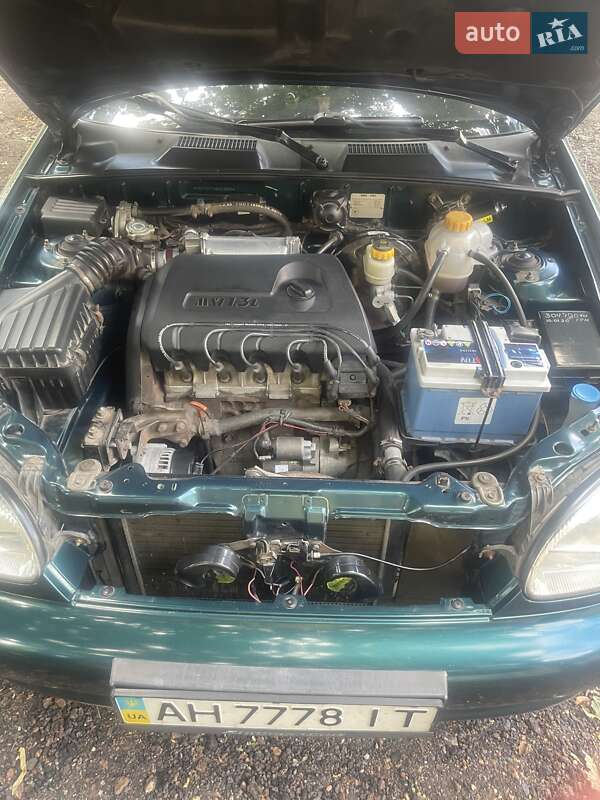 Седан Daewoo Sens 2004 в Днепре