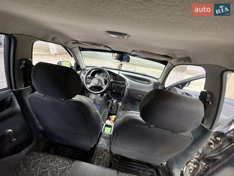 Седан Daewoo Sens 2007 в Рени