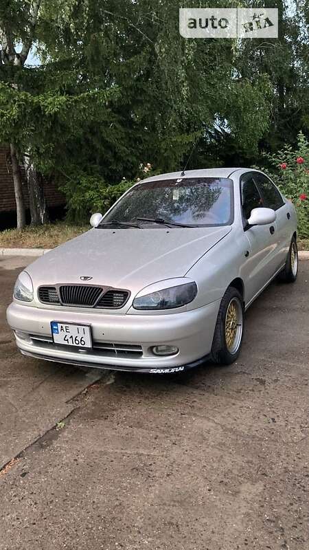 Седан Daewoo Sens 2005 в Марганці