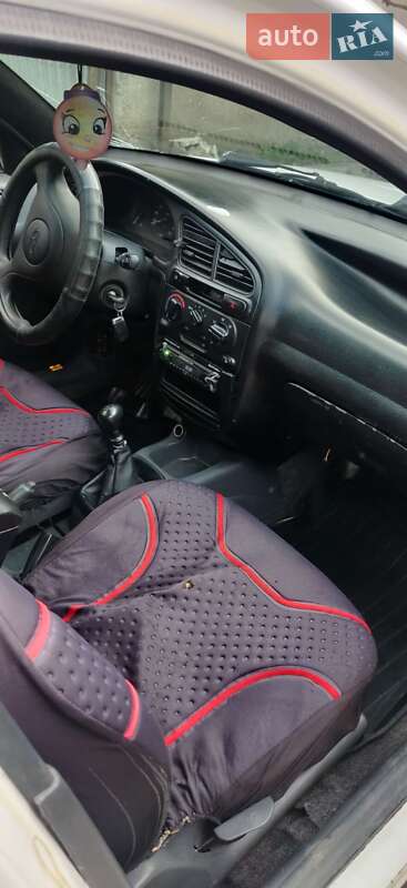 Седан Daewoo Sens 2005 в Чинадиево