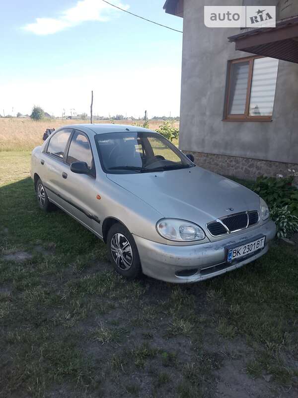 Седан Daewoo Sens 2003 в Березному