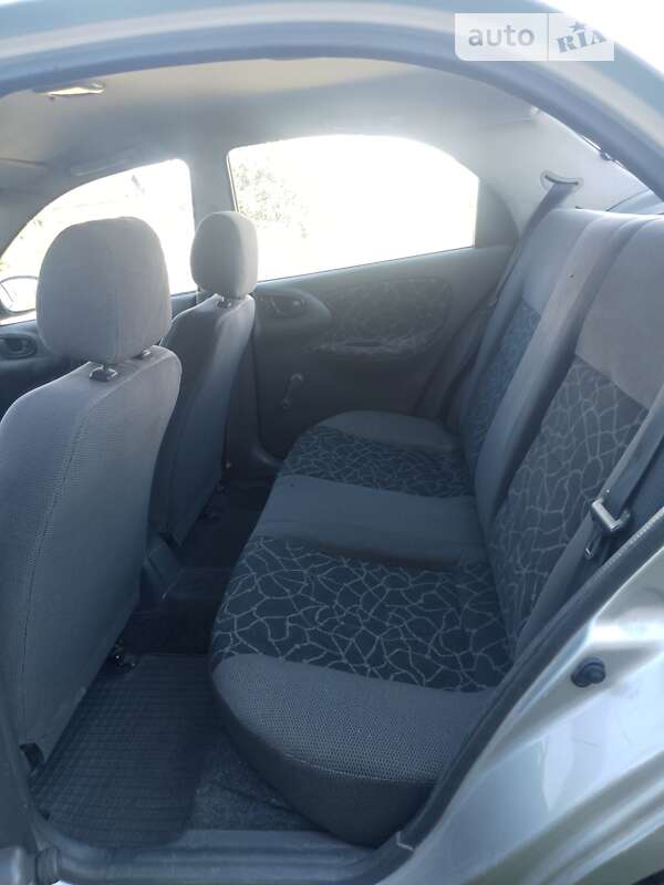 Седан Daewoo Sens 2003 в Березному