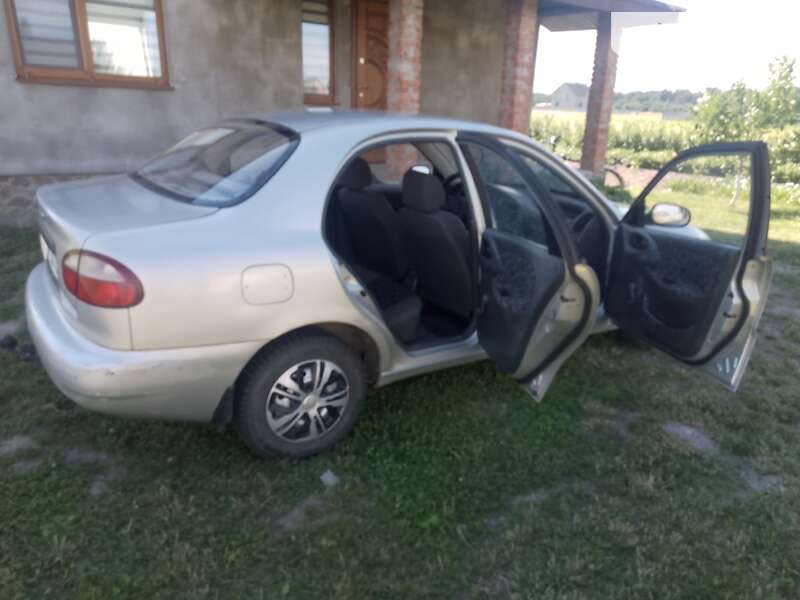 Седан Daewoo Sens 2003 в Березному