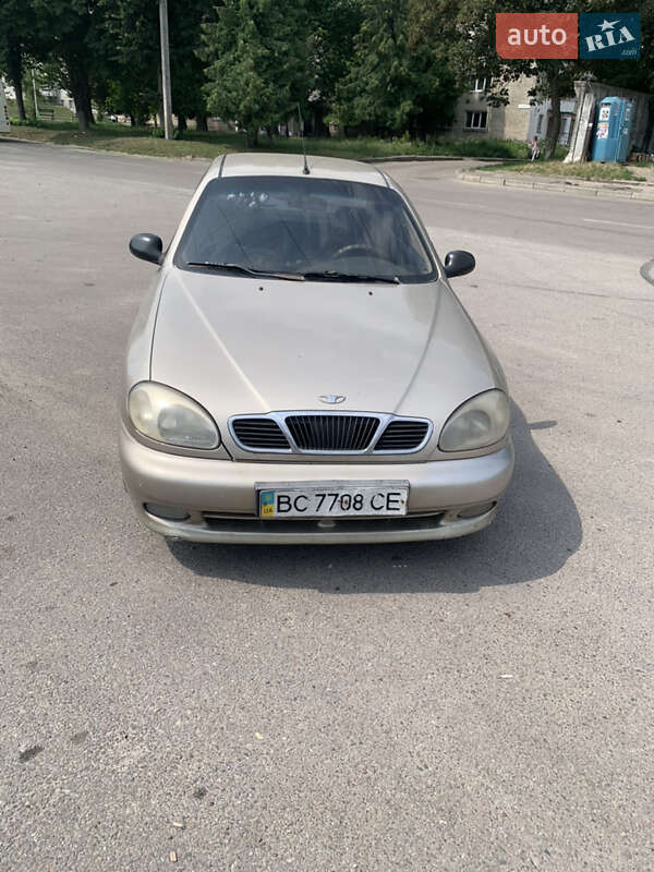 Седан Daewoo Sens 2004 в Львове