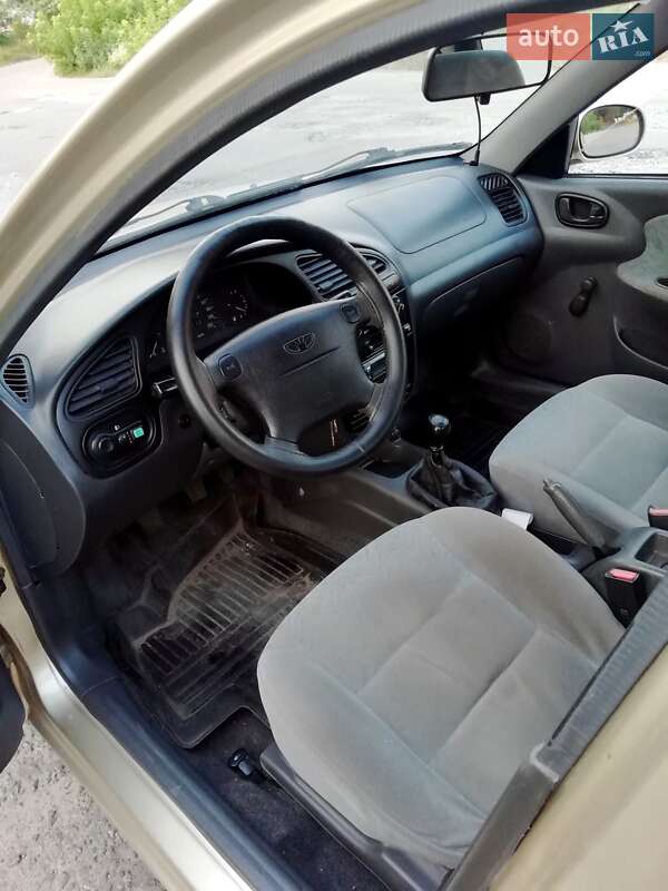 Седан Daewoo Sens 2004 в Харькове