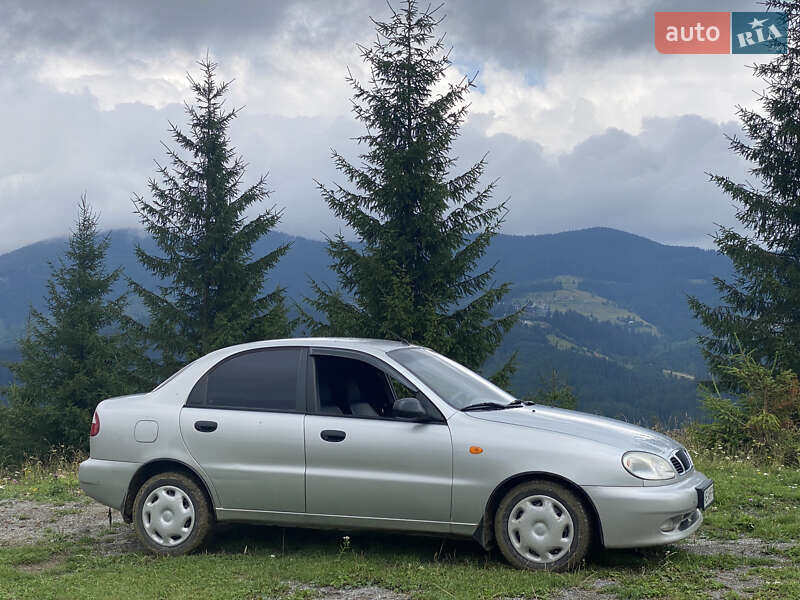 Седан Daewoo Sens 2002 в Кривом Роге