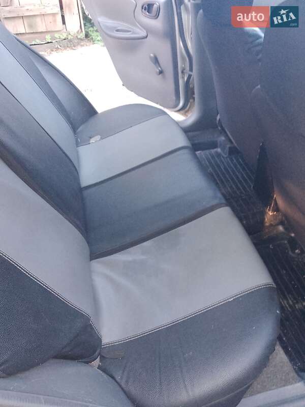 Седан Daewoo Sens 2004 в Запорожье