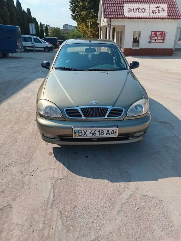 Седан Daewoo Sens 2004 в Волочиске