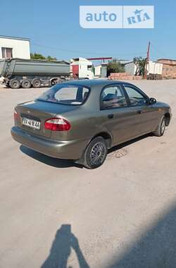 Седан Daewoo Sens 2004 в Волочиске