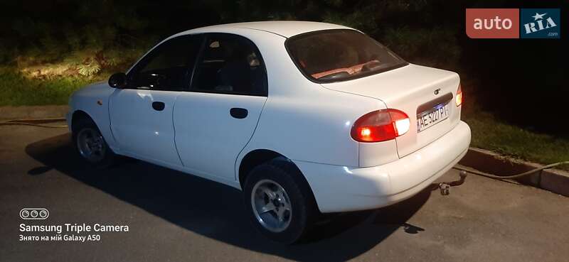 Седан Daewoo Sens 2004 в Днепре