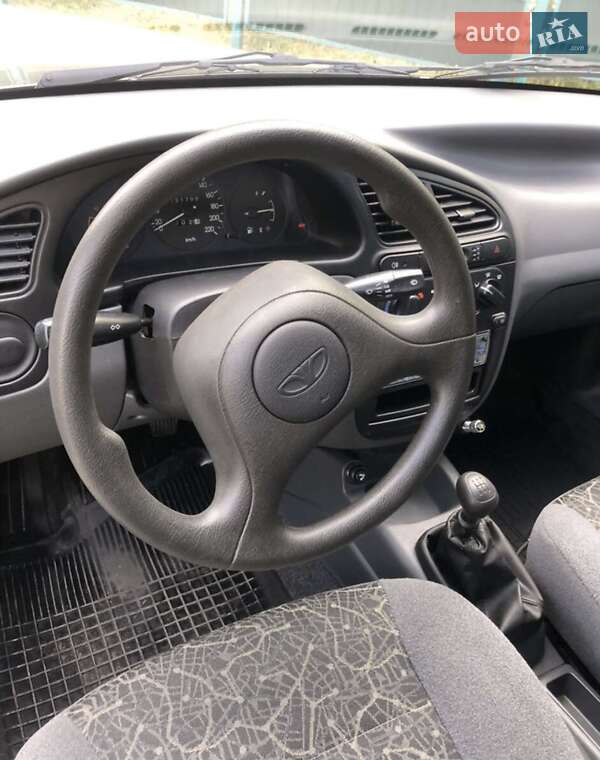 Седан Daewoo Sens 2003 в Запорожье