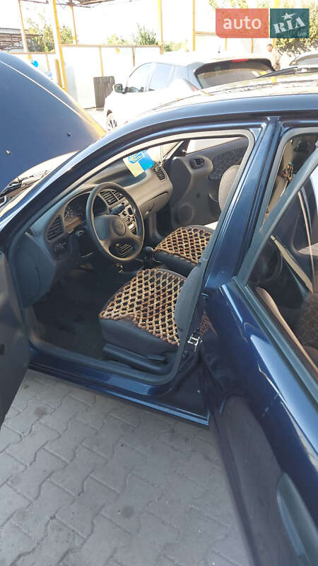 Седан Daewoo Sens 2002 в Хмельницком