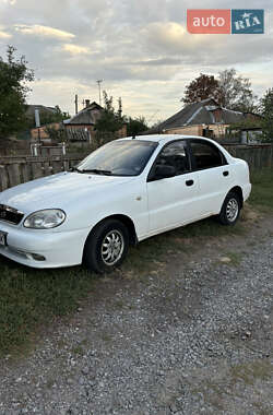 Седан Daewoo Sens 2011 в 