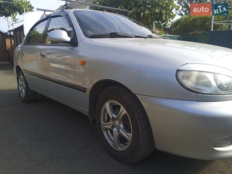 Седан Daewoo Sens 2006 в Новоукраинке