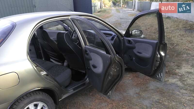 Седан Daewoo Sens 2005 в Новомиргороде