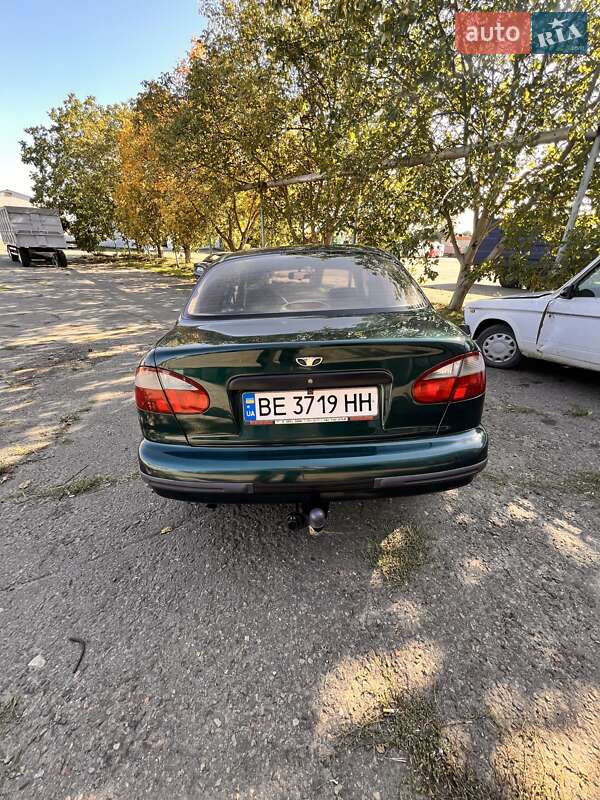 Седан Daewoo Sens 2004 в Новій Одесі