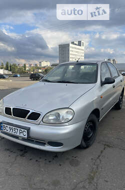 Седан Daewoo Sens 2004 в Тростянці