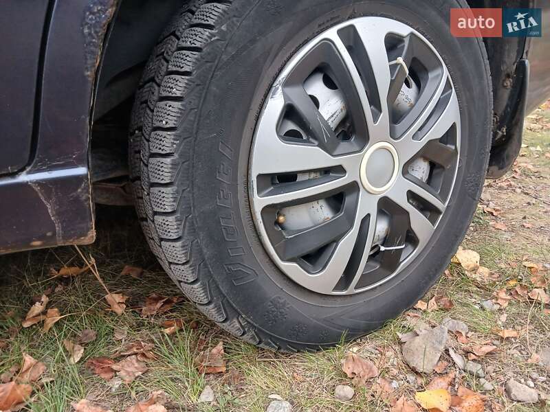 Седан Daewoo Sens 2006 в Краснограді