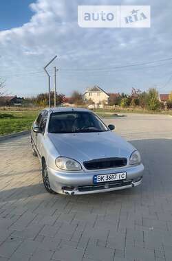 Седан Daewoo Sens 2003 в Здолбуніві