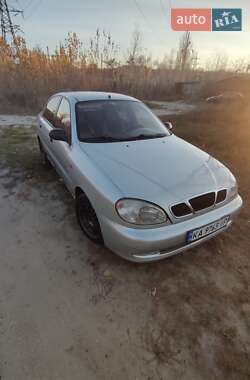 Седан Daewoo Sens 2005 в Каневе