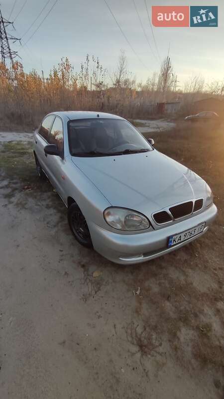 Седан Daewoo Sens 2005 в Каневе