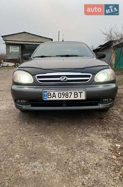 Седан Daewoo Sens 2011 в 