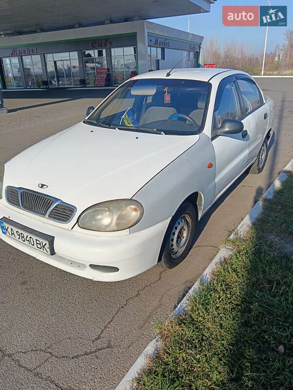 Седан Daewoo Sens 2004 в Киеве