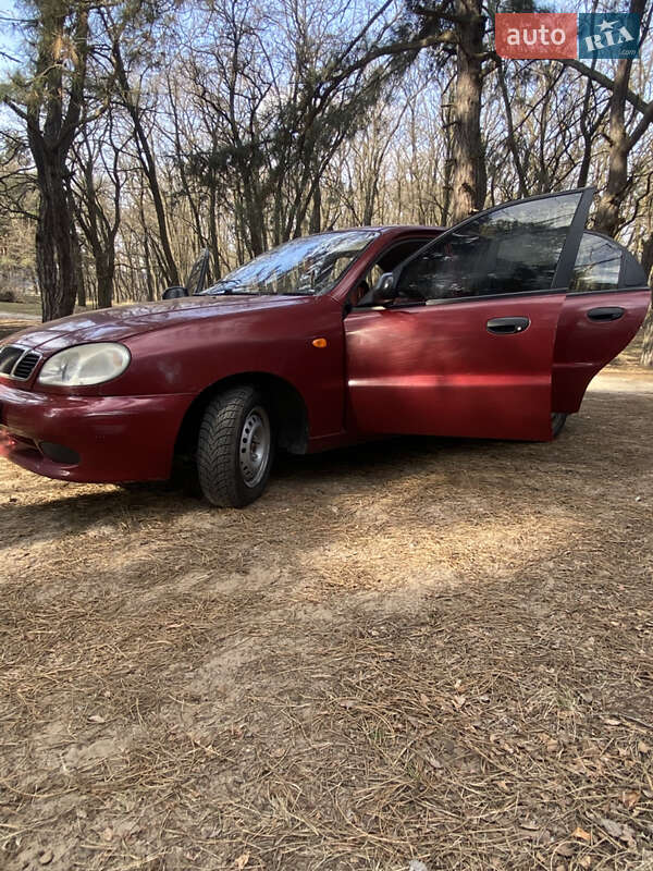 Седан Daewoo Sens 2005 в Днепре