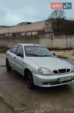 Седан Daewoo Sens 2002 в Вільногірську