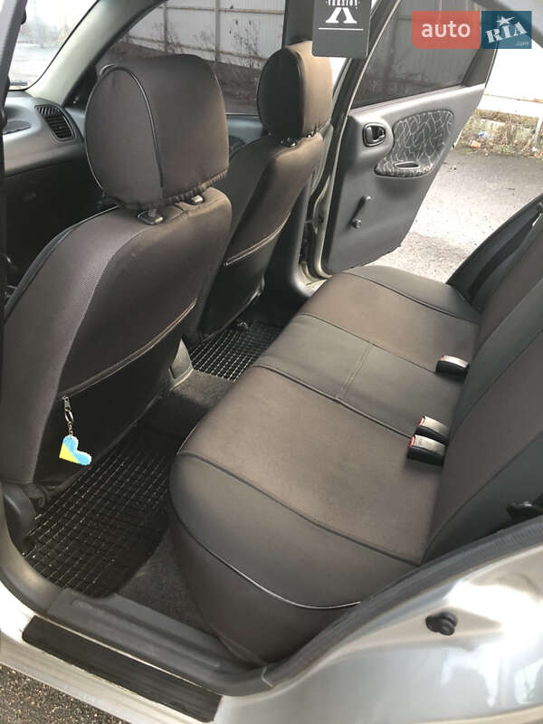 Седан Daewoo Sens 2003 в Черкассах
