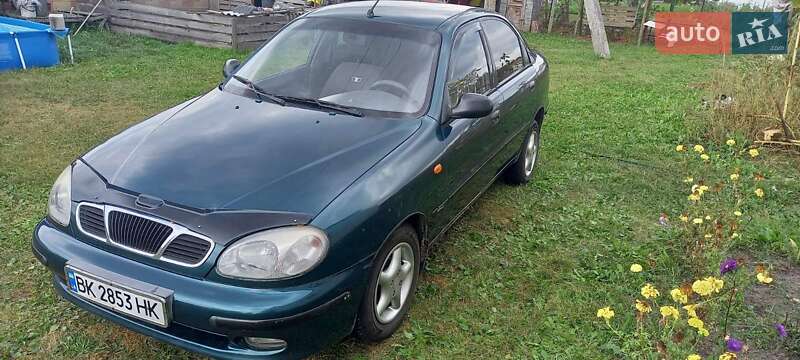 Седан Daewoo Sens 2004 в Вараше