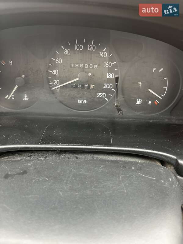Седан Daewoo Sens 2006 в Деражне