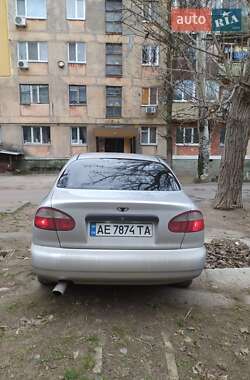 Седан Daewoo Sens 2003 в Нікополі