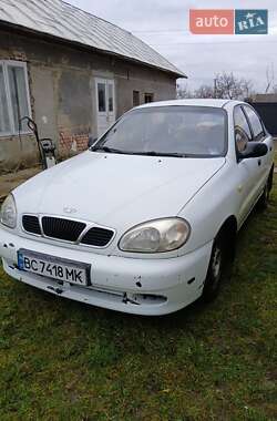 Седан Daewoo Sens 2002 в Львові