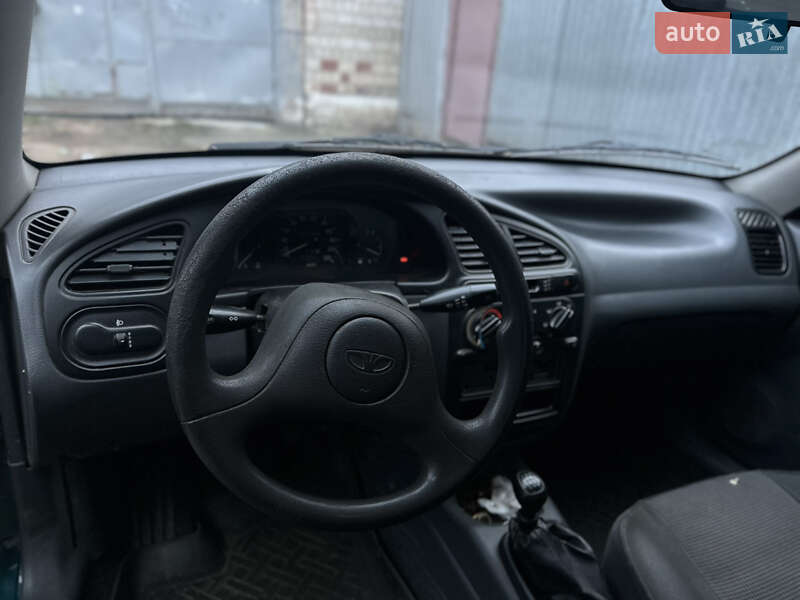 Седан Daewoo Sens 2003 в Киеве