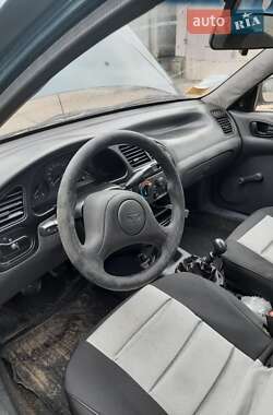Седан Daewoo Sens 2004 в 
