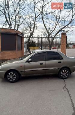 Седан Daewoo Sens 2004 в Олександрії