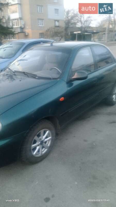 Седан Daewoo Sens 2004 в Балаклії