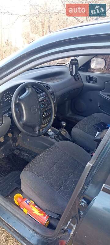 Седан Daewoo Sens 2004 в Краматорске