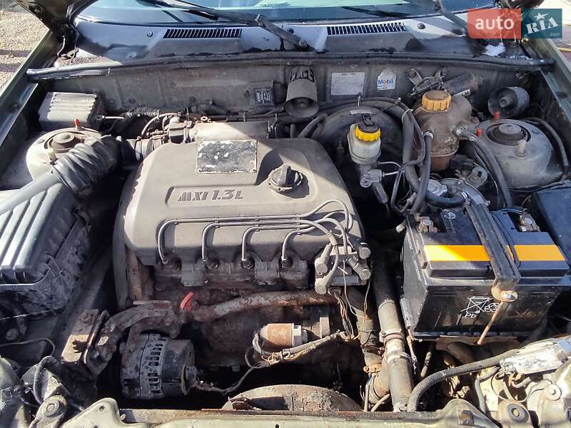 Седан Daewoo Sens 2005 в Бобровице